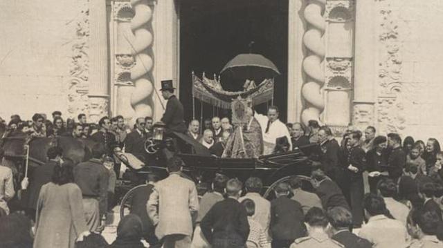 Veneración de la Santa Faz (1905)